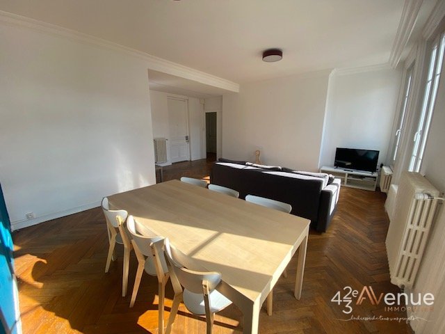 APPARTEMENT T5 - ST ETIENNE CARNOT - 101.1 m2 - LOU&Eacute;
