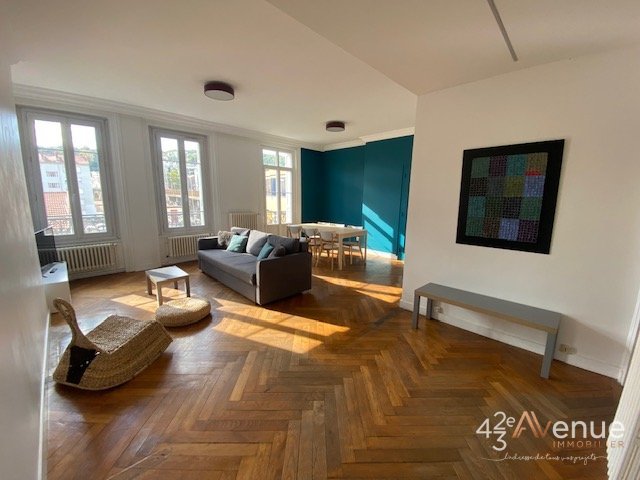 APPARTEMENT T5 A LOUER - ST ETIENNE PLACE CARNOT - 101.1 m2 - 773 &euro; charges comprises par mois