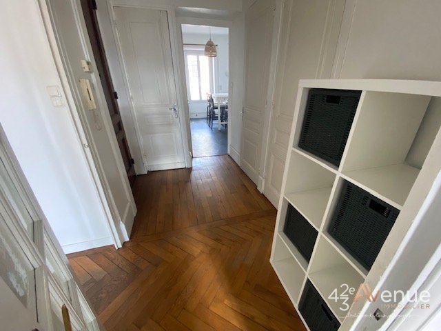 APPARTEMENT T5 A LOUER - ST ETIENNE PLACE CARNOT - 101.1 m2 - 773 &euro; charges comprises par mois