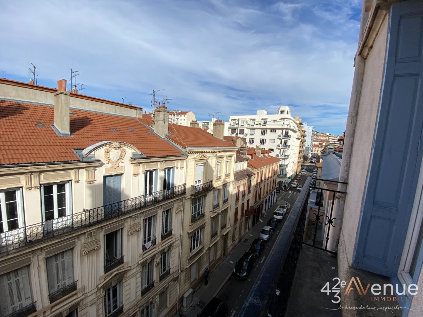 APPARTEMENT T5 A LOUER - ST ETIENNE QUARTIER TREFILERIE - 110 m2 - 700 &euro; charges comprises par mois