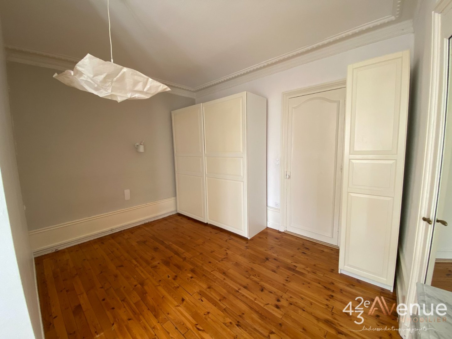 APPARTEMENT T5 A LOUER - ST ETIENNE QUARTIER TREFILERIE - 110 m2 - 700 &euro; charges comprises par mois