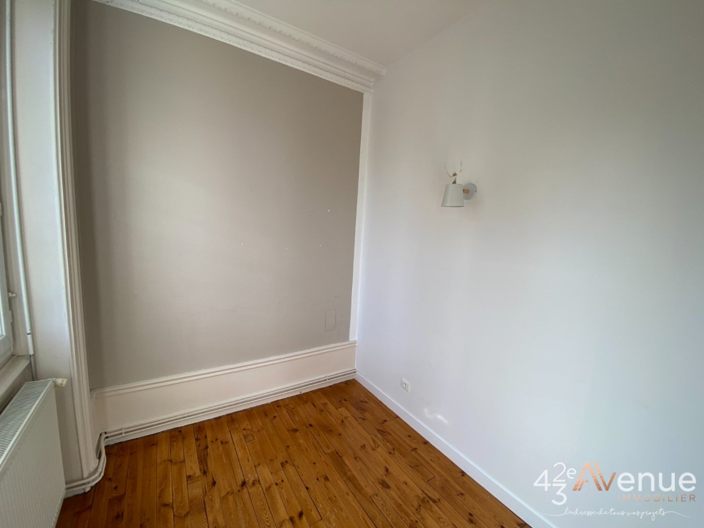 APPARTEMENT T5 A LOUER - ST ETIENNE QUARTIER TREFILERIE - 110 m2 - 700 &euro; charges comprises par mois