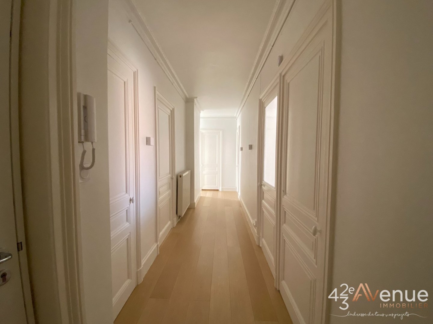 APPARTEMENT T5 A LOUER - ST ETIENNE QUARTIER TREFILERIE - 110 m2 - 700 &euro; charges comprises par mois
