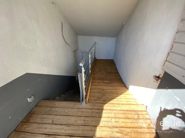 APPARTEMENT T5 A LOUER - ST ETIENNE SECTEUR PIETONS - 103.68 m2 - 960 &euro; charges comprises par mois