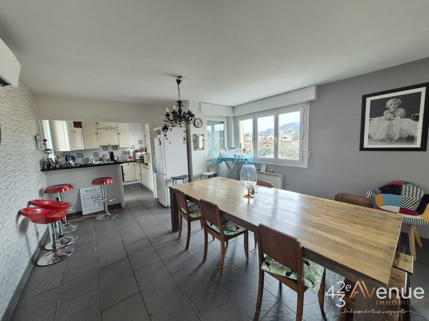 Centre ville de LA TALAUDIERE, duplex F5 de 152m, terrasse de 36m