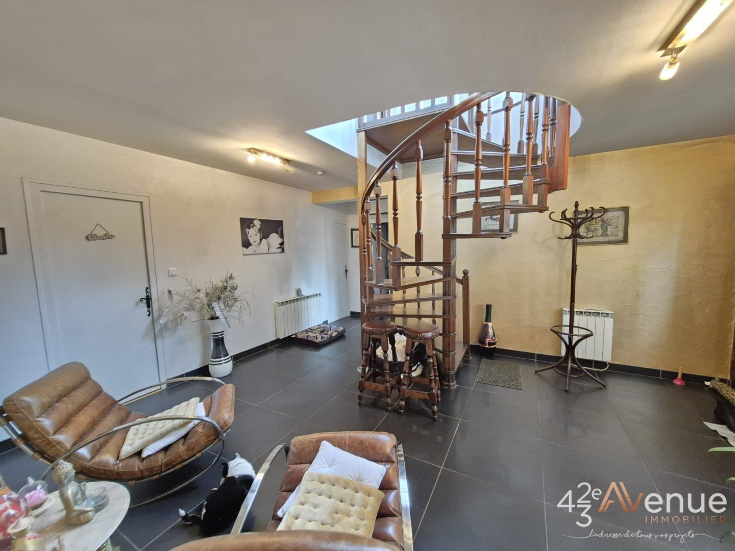 Centre ville de LA TALAUDIERE, duplex F5 de 152m, terrasse de 36m