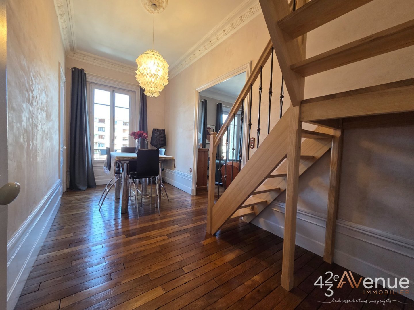APPARTEMENT T5 A VENDRE - ST ETIENNE BADOUILLERE - 130.16 m2 - 232 000 &euro;