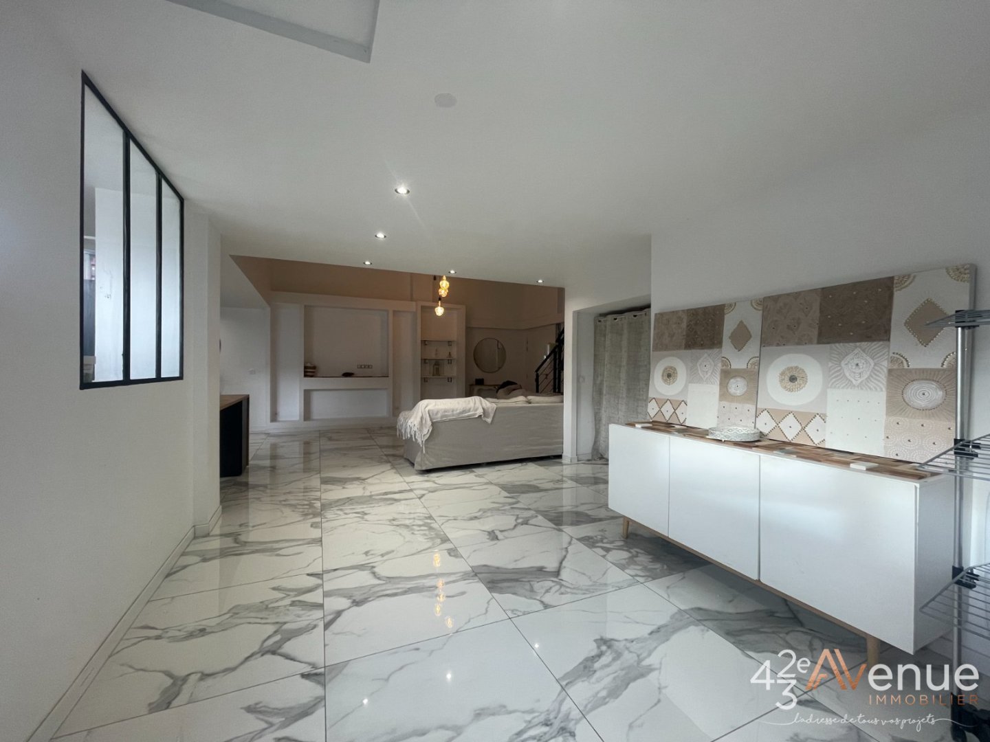 APPARTEMENT T5 A VENDRE - ST ETIENNE BELLEVUE - 136.14 m2 - 195 000 &euro;