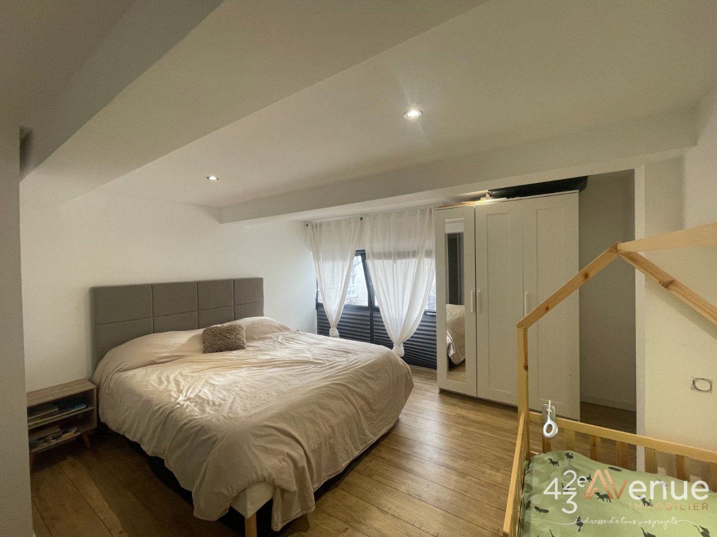 APPARTEMENT T5 A VENDRE - ST ETIENNE BELLEVUE - 136.14 m2 - 195 000 &euro;