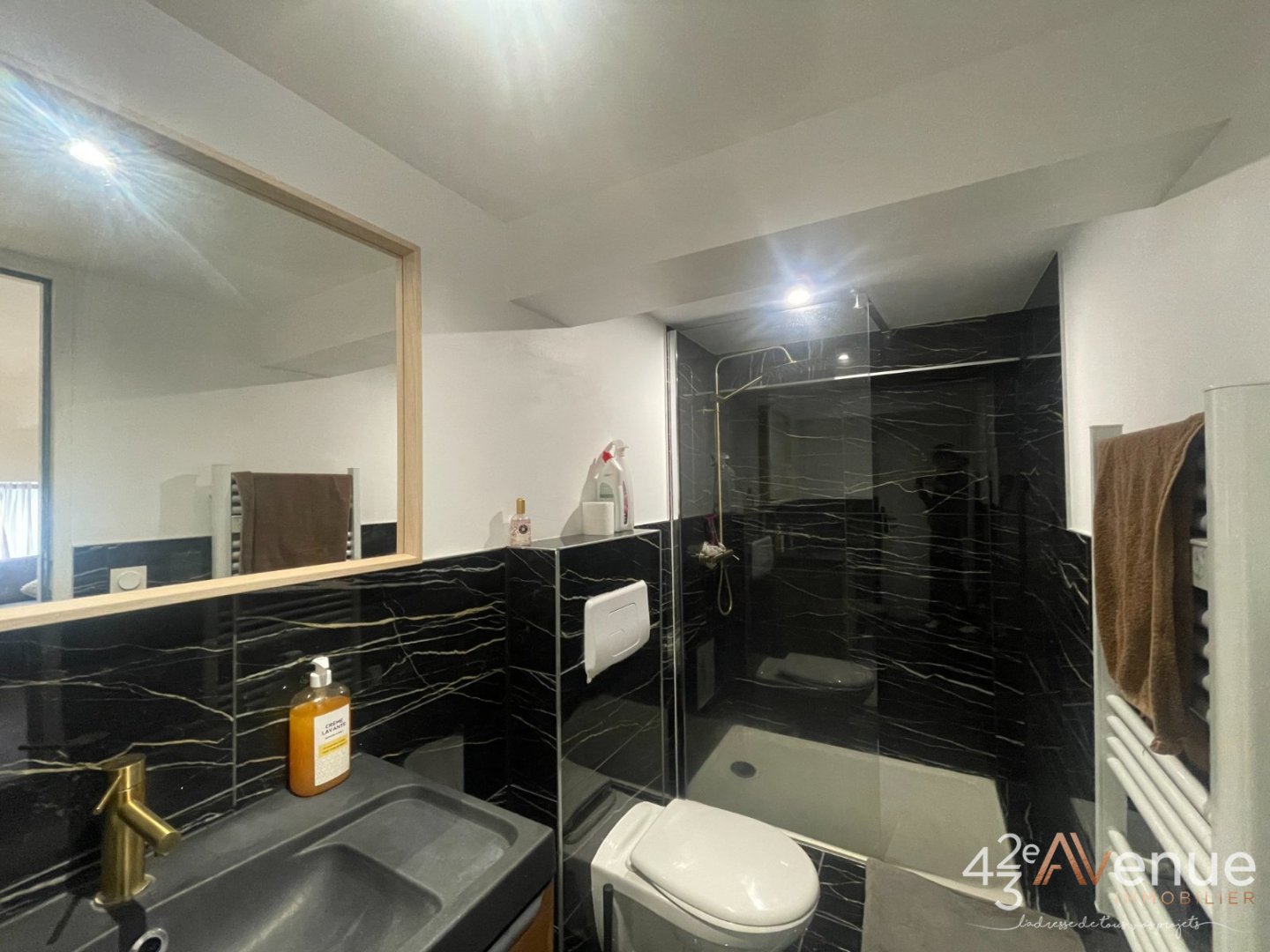 APPARTEMENT T5 A VENDRE - ST ETIENNE BELLEVUE - 136.14 m2 - 195 000 &euro;