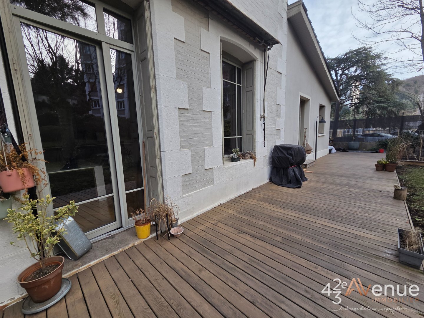 APPARTEMENT T5 A VENDRE - ST ETIENNE BELLEVUE - 128.42 m2 - 230�000�&euro;