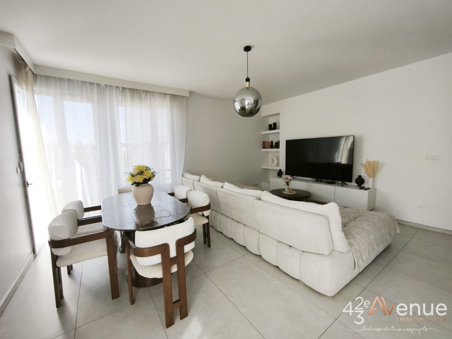 APPARTEMENT T5 A VENDRE - ST ETIENNE BELLEVUE - 118 m2 - 299 000 &euro;