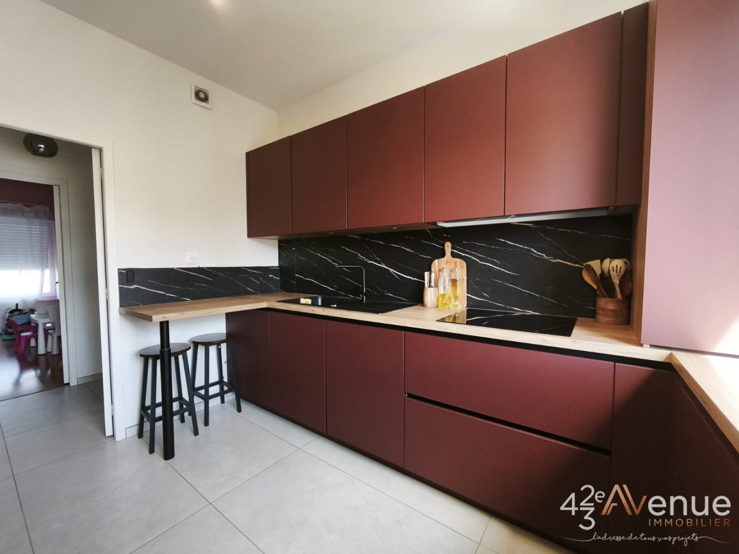 APPARTEMENT T5 A VENDRE - ST ETIENNE BELLEVUE - 118 m2 - 299 000 &euro;
