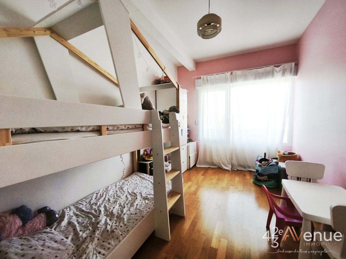 APPARTEMENT T5 A VENDRE - ST ETIENNE BELLEVUE - 118 m2 - 299 000 &euro;