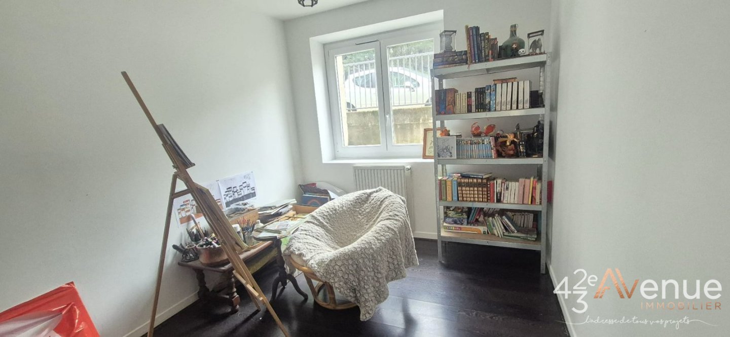 APPARTEMENT T5 A VENDRE - ST ETIENNE BERGSON - 143.68 m2 - 188�000�&euro;