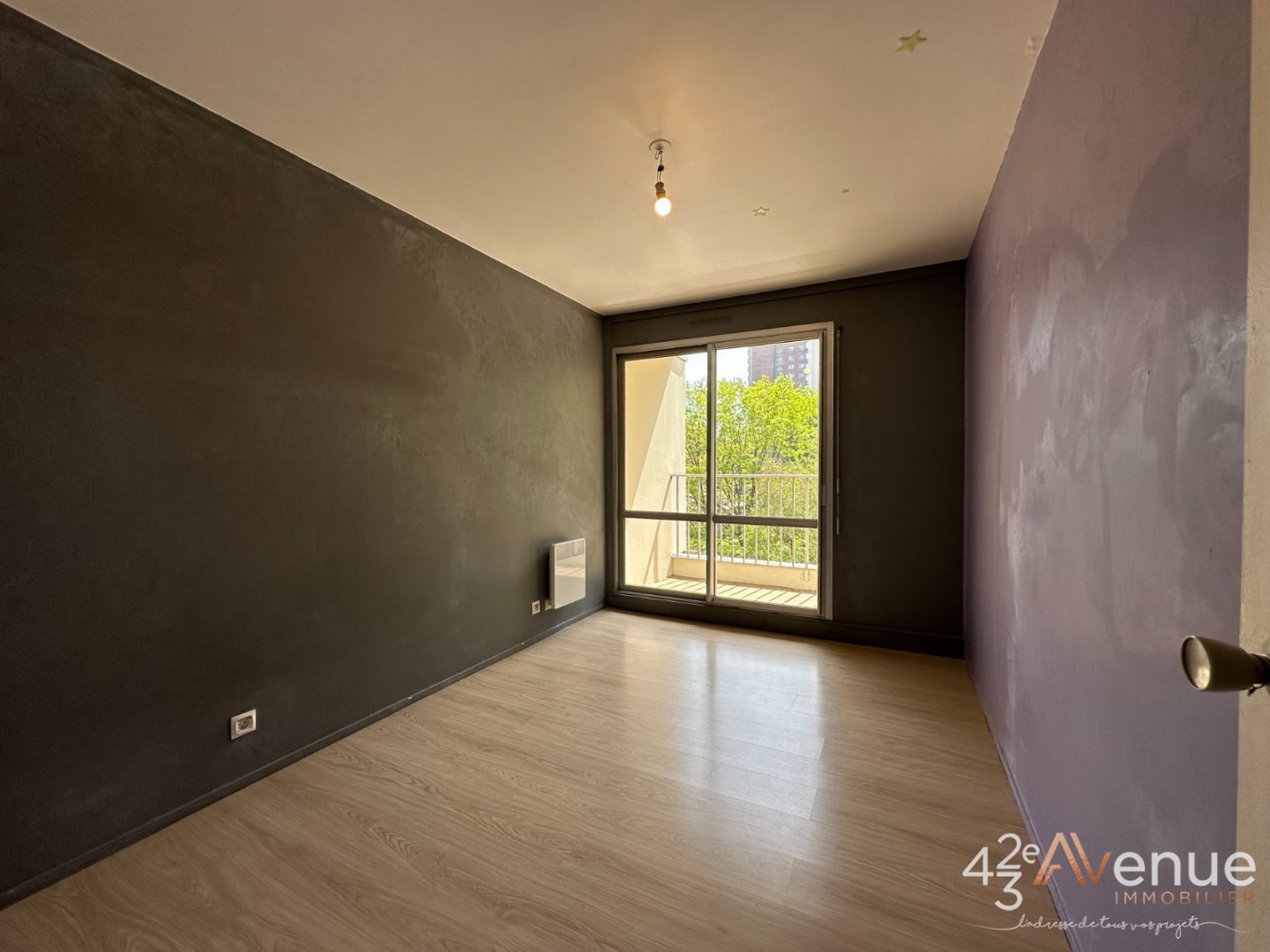 APPARTEMENT T5 A VENDRE - ST ETIENNE BERGSON - 103.31 m2 - 119 000 &euro;