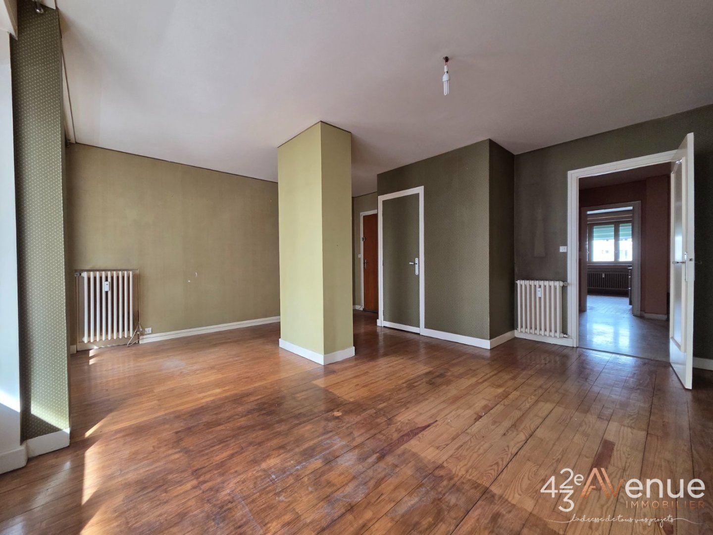 APPARTEMENT T5 A VENDRE - ST ETIENNE CARNOT - 141.96 m2 - 144�500�&euro;