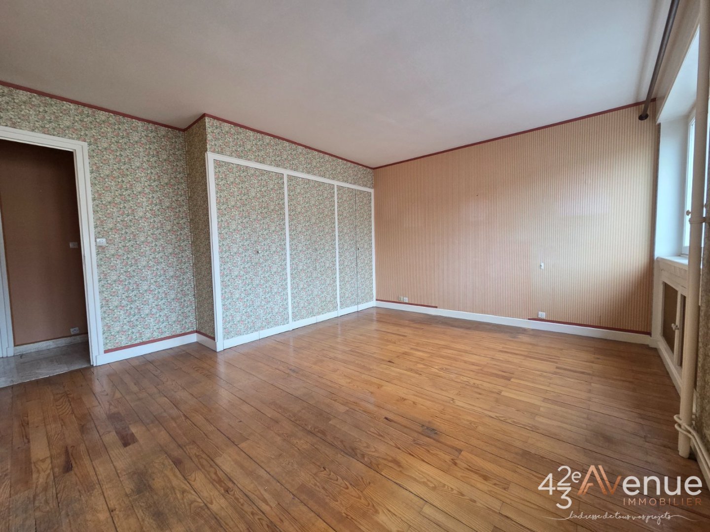 APPARTEMENT T5 A VENDRE - ST ETIENNE CARNOT - 141.96 m2 - 144�500�&euro;