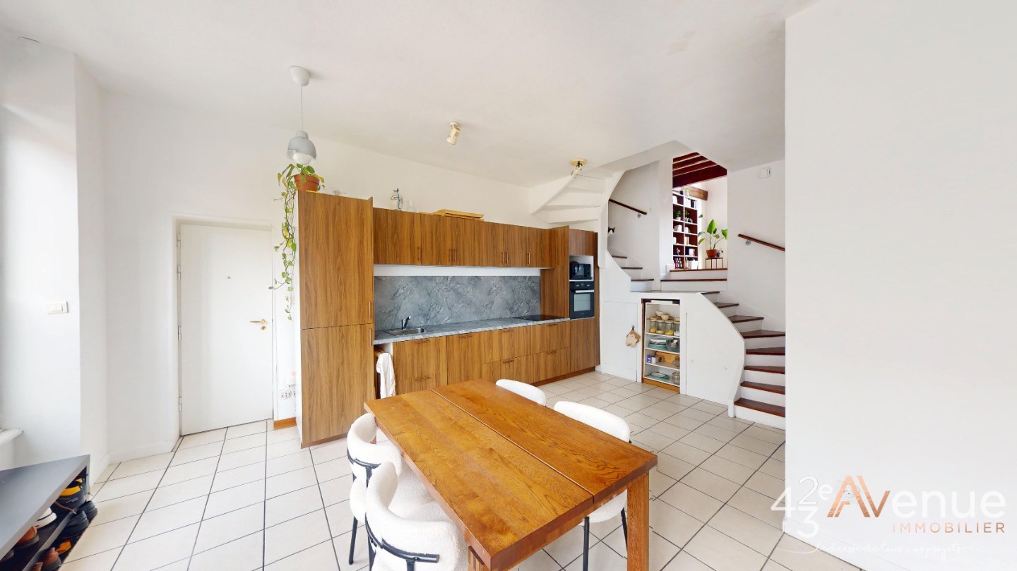 APPARTEMENT T5 A VENDRE - ST ETIENNE CARNOT - 100 m2 - 149�000�&euro;