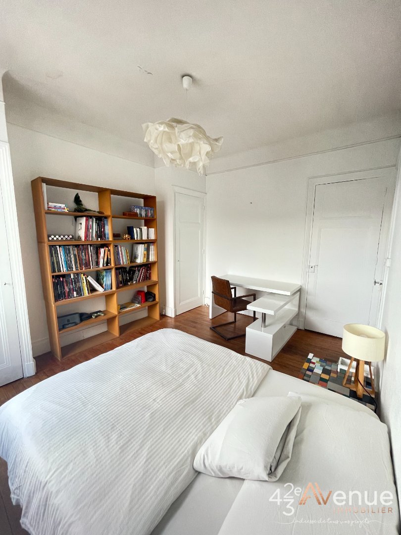 APPARTEMENT T5 A VENDRE - ST ETIENNE CENTRE VILLE - 90.62 m2 - 149000€