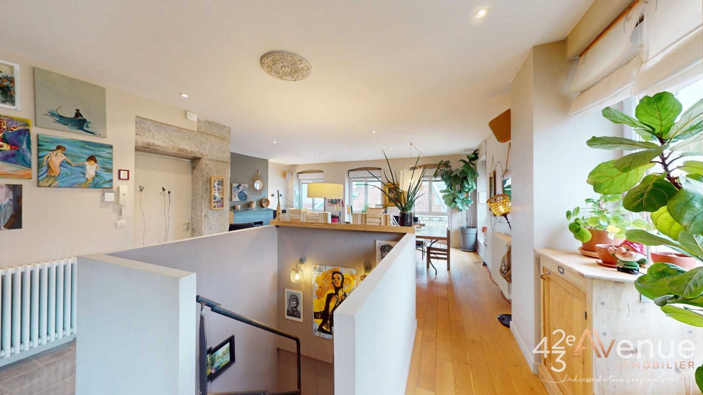 APPARTEMENT T5 A VENDRE - ST ETIENNE CENTRE VILLE - 129.51 m2 - 239000€