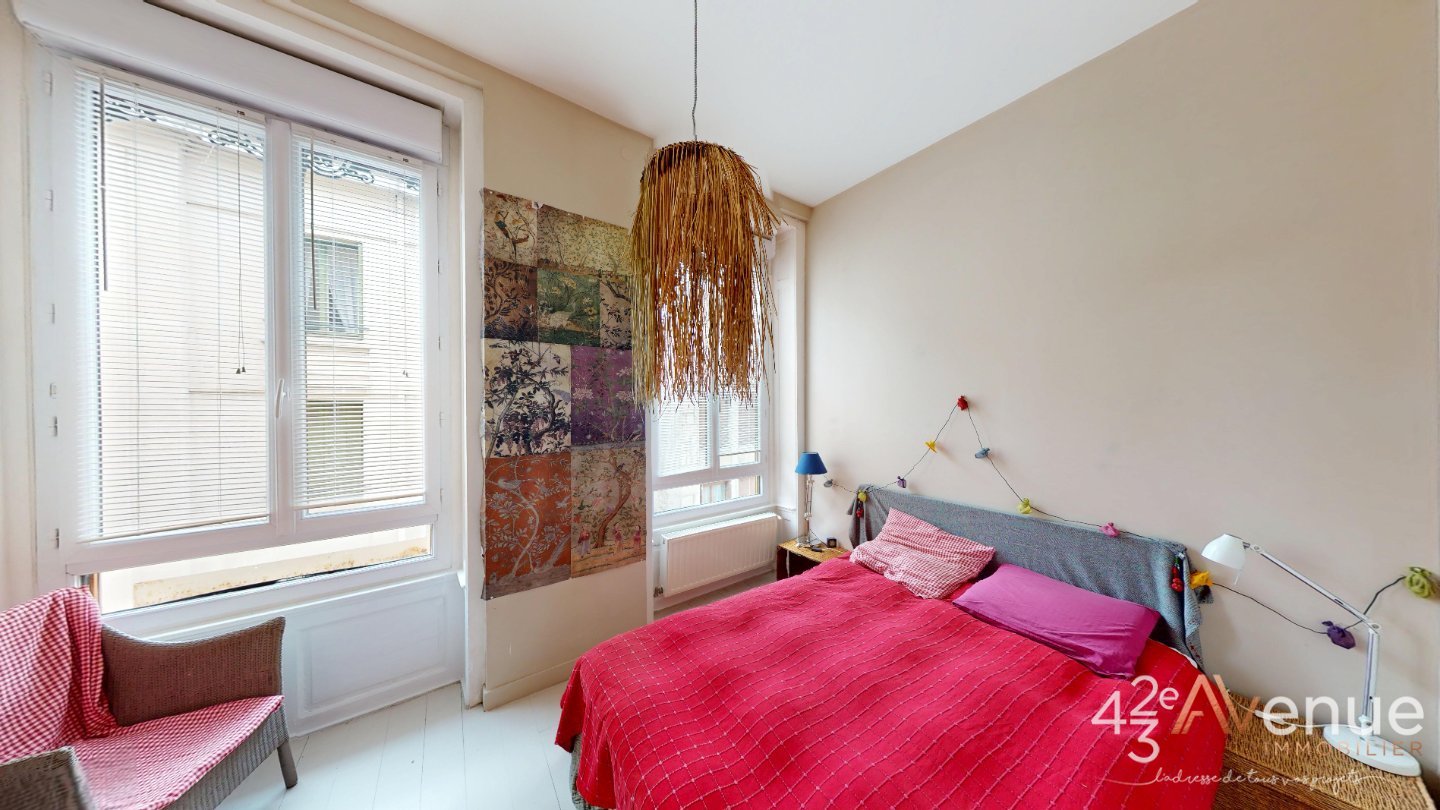 APPARTEMENT T5 A VENDRE - ST ETIENNE CENTRE VILLE - 129.51 m2 - 239000€