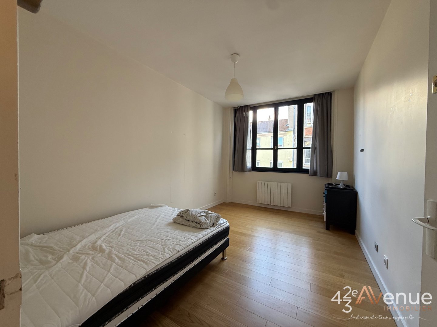 Appartement HYPER CENTRE T5 avec 4 chambres A VENDRE - ST ETIENNE CENTRE VILLE - 118 m2 - 129 000 &euro;