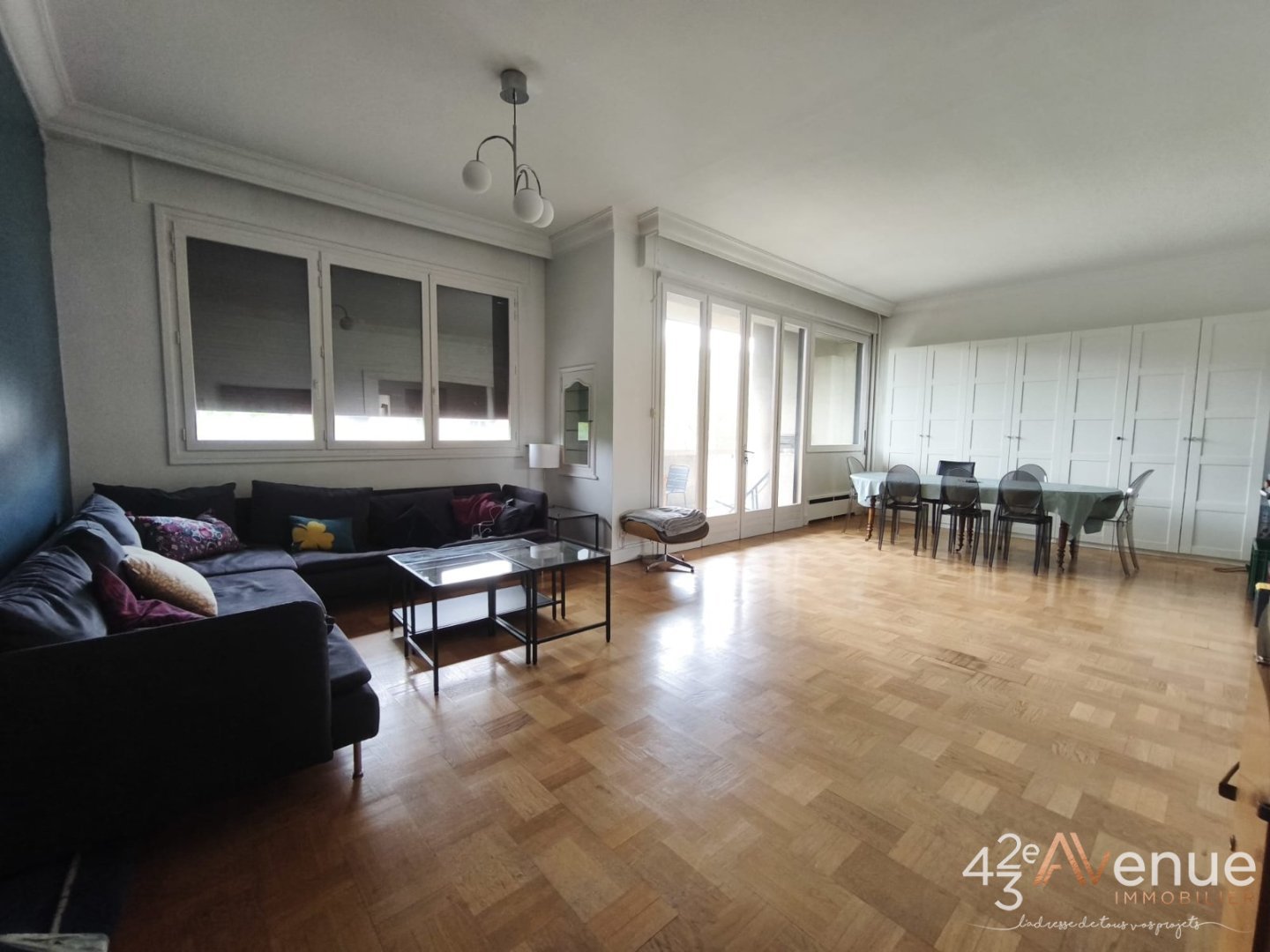 APPARTEMENT T5 A VENDRE - ST ETIENNE CENTRE VILLE - 178 m2 - 198 000 &euro;