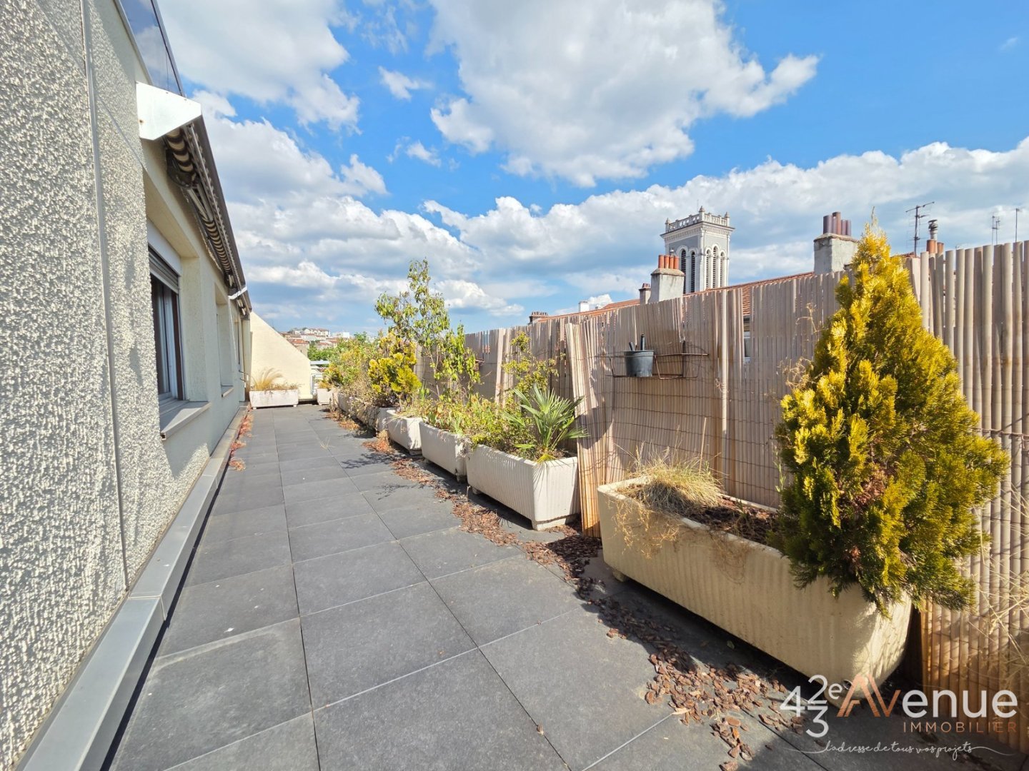 APPARTEMENT T5 A VENDRE - ST ETIENNE CENTRE VILLE - 143.61 m2 - 230 000 &euro;