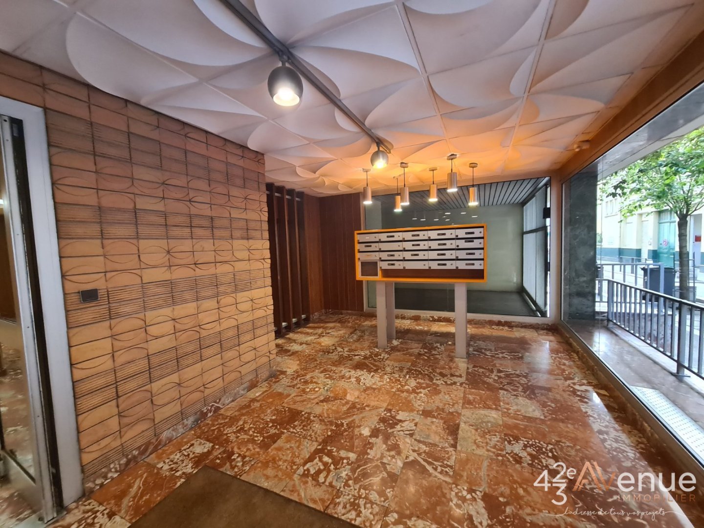 APPARTEMENT T5 A VENDRE - ST ETIENNE CENTRE VILLE - 143.61 m2 - 230 000 &euro;