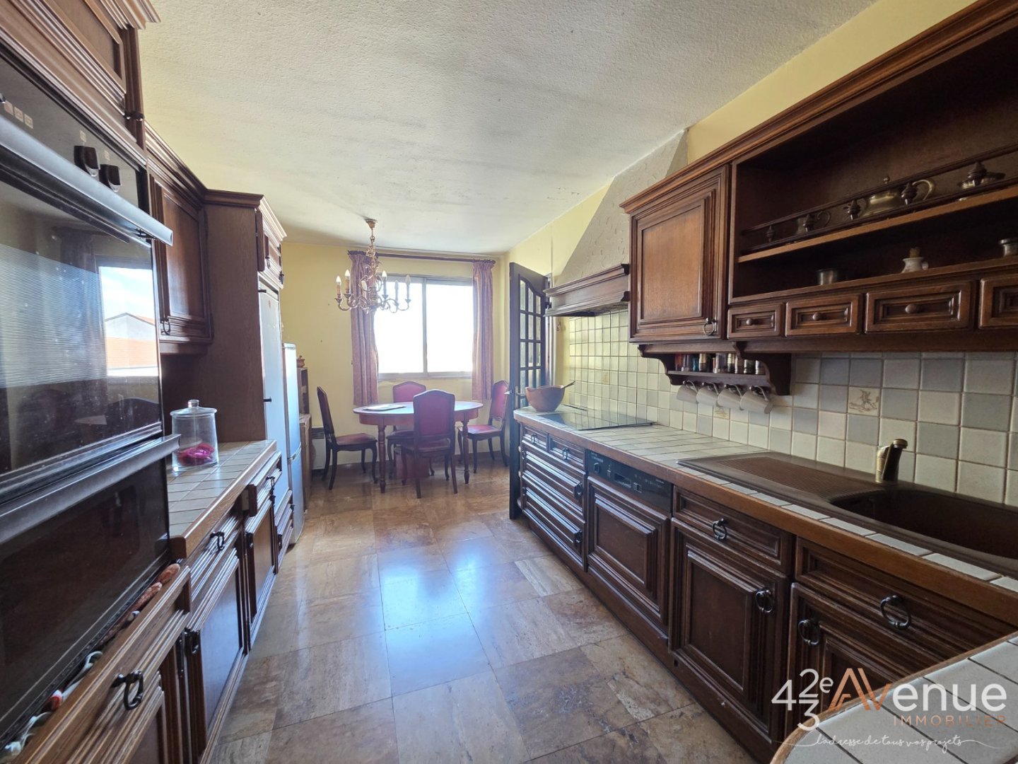 APPARTEMENT T5 A VENDRE - ST ETIENNE CENTRE VILLE - 143.61 m2 - 230 000 &euro;