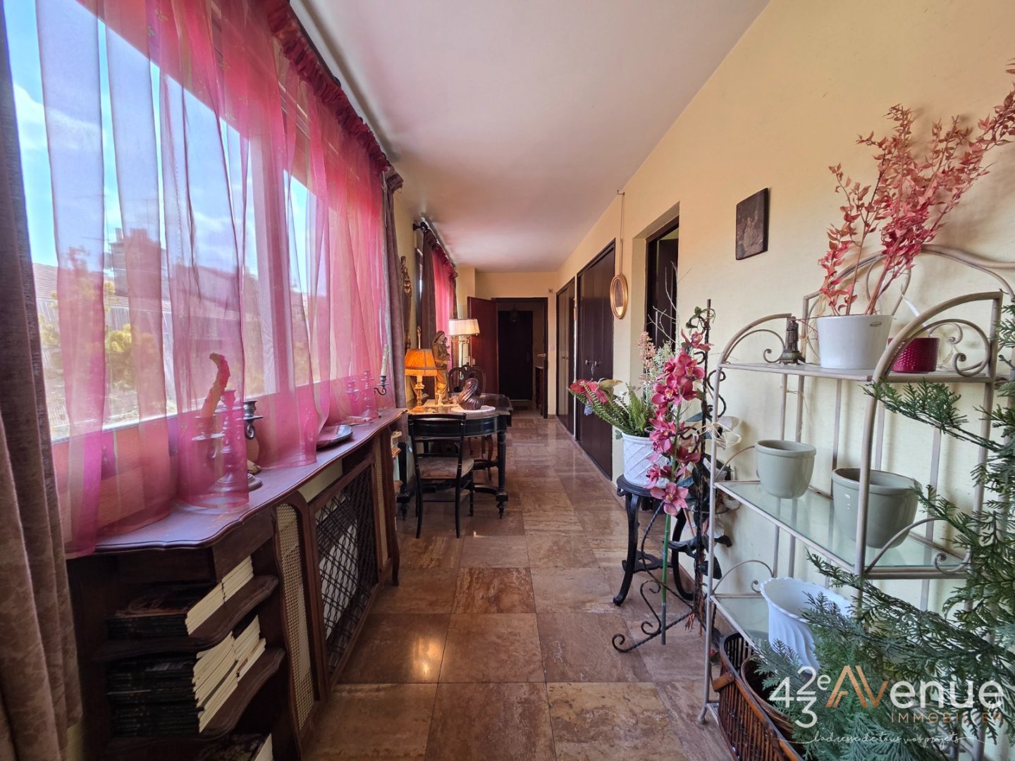 APPARTEMENT T5 A VENDRE - ST ETIENNE CENTRE VILLE - 143.61 m2 - 230 000 &euro;