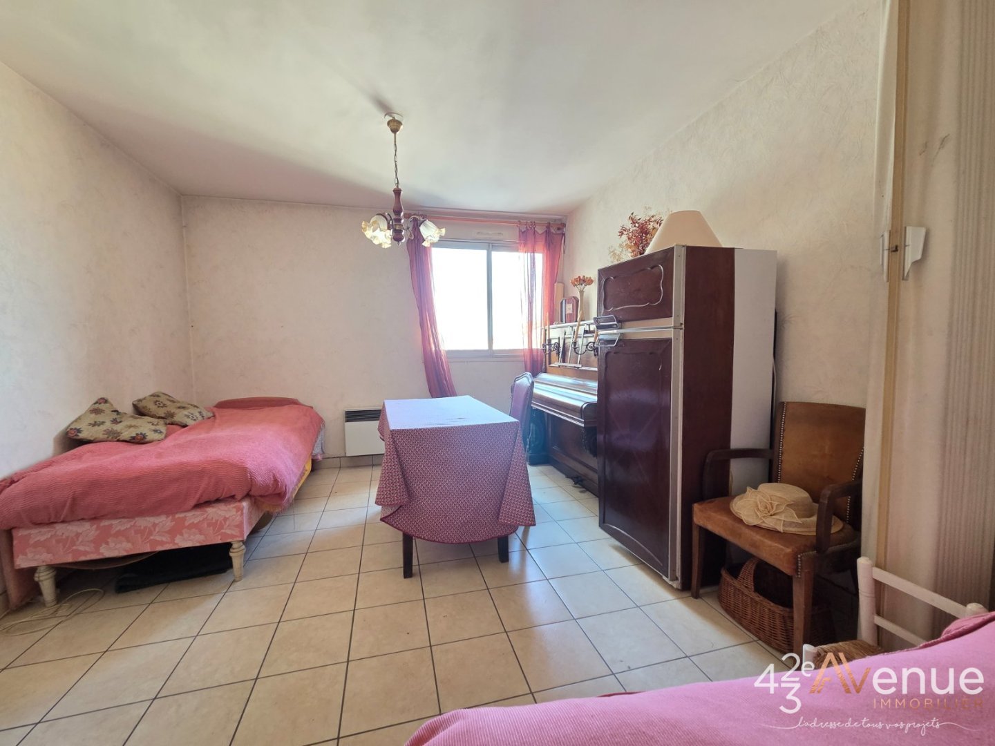 APPARTEMENT T5 A VENDRE - ST ETIENNE CENTRE VILLE - 143.61 m2 - 230 000 &euro;