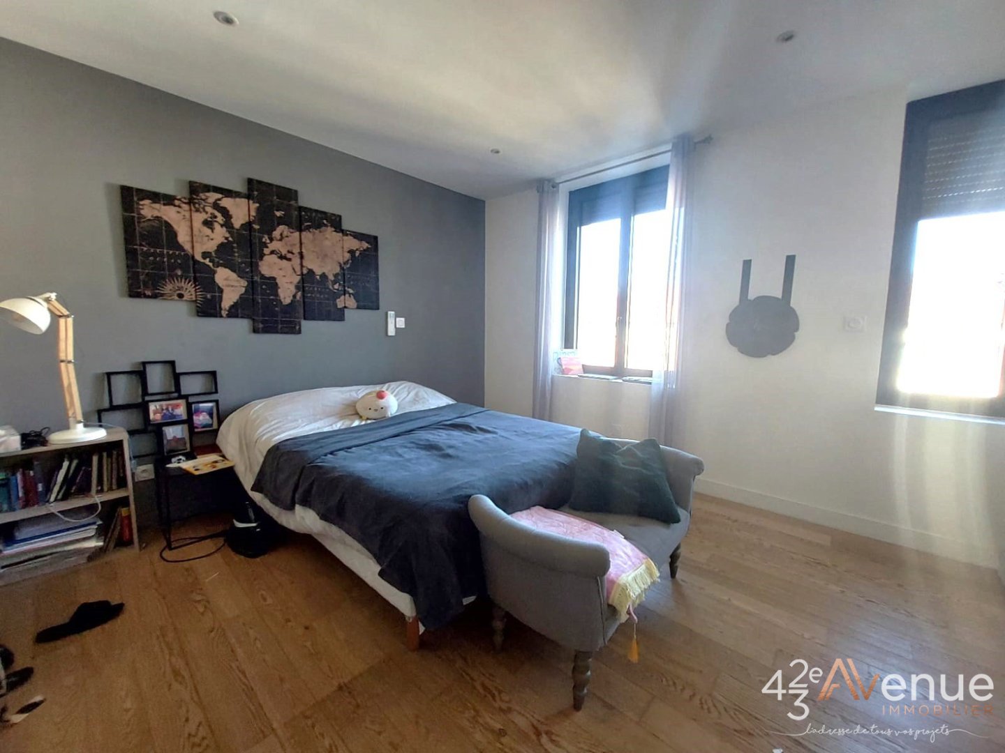 APPARTEMENT T5 - ST ETIENNE CHATEAUCREUX - 157 m2 - 260000€