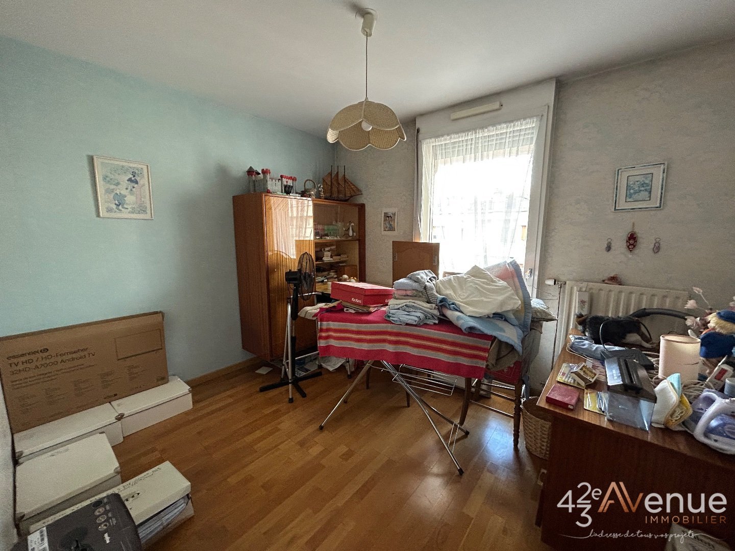 APPARTEMENT T5 - ST ETIENNE FACULTE   CENTRE DEUX - 105.7 m2 - 139000€