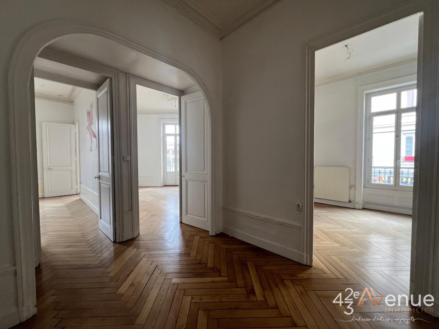 Appartement de type 5 Secteur facults A VENDRE - ST ETIENNE FACULTE   CENTRE DEUX - 100.77 m2 - 189000€