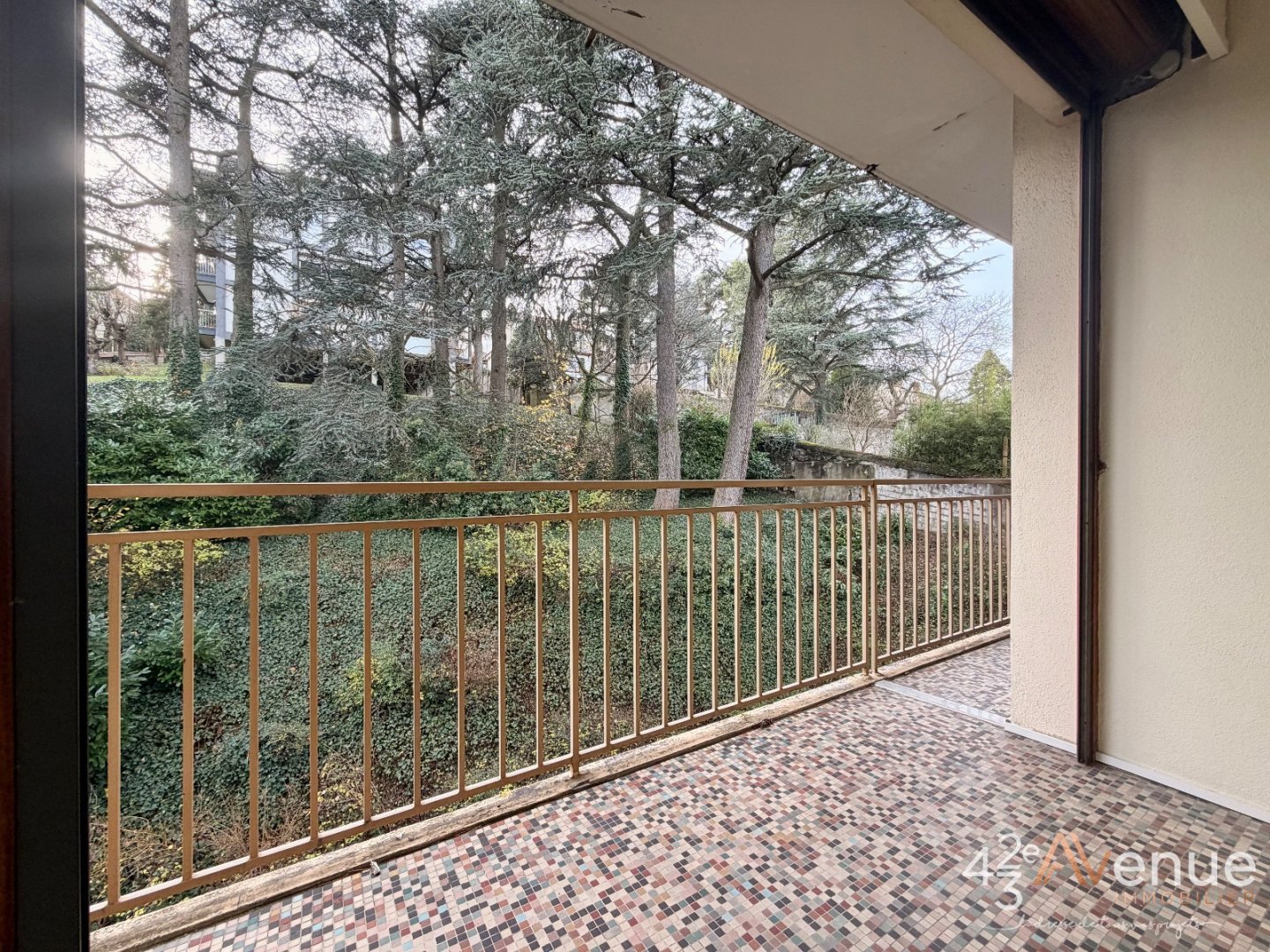 F5 de 144 m2 hab proche Cours Fauriel A VENDRE - ST ETIENNE FAURIEL - 144 m2 - 180�000�&euro;