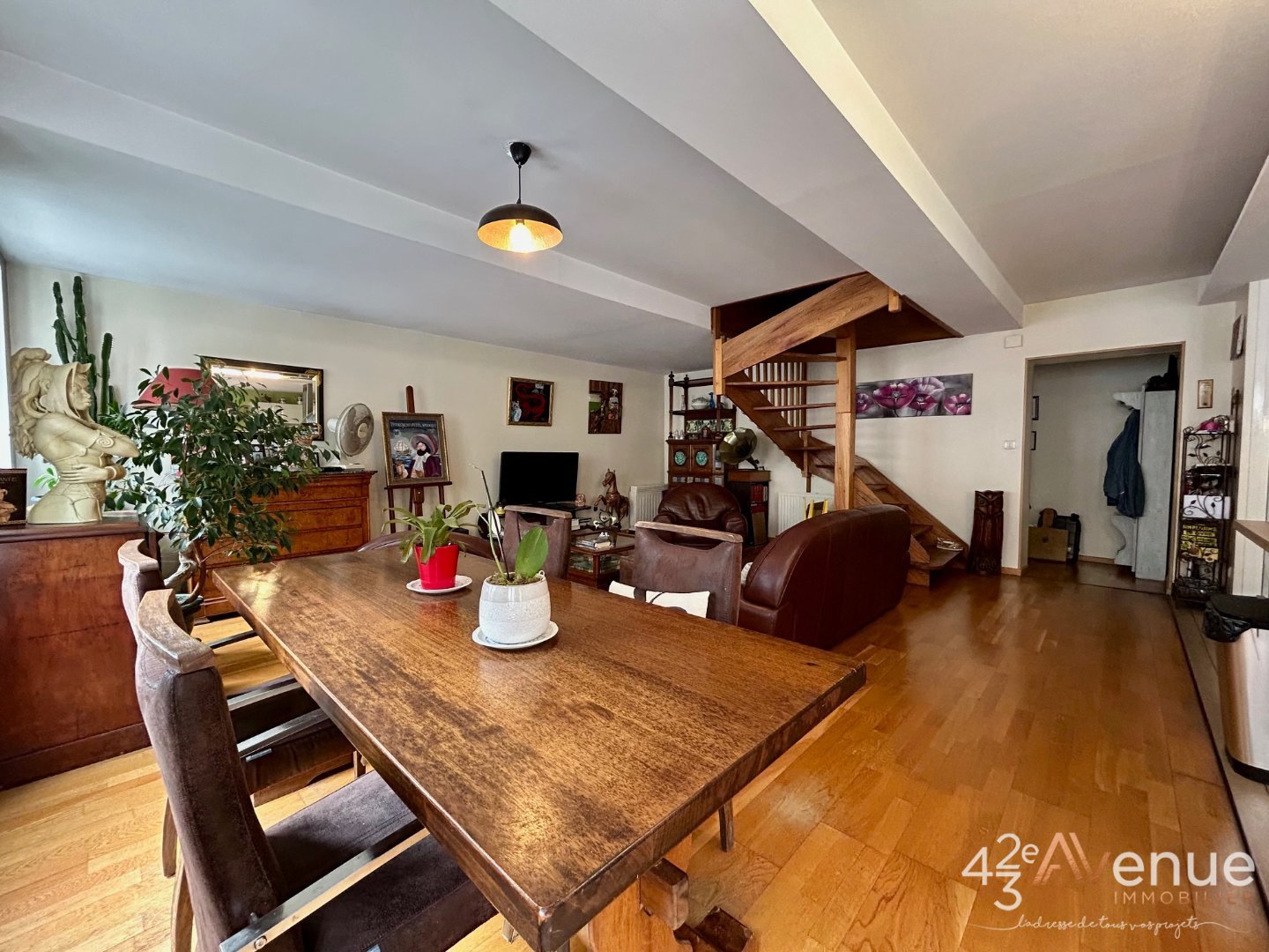 APPARTEMENT T5 A VENDRE - ST ETIENNE Jean Jaurs - 141.48 m2 - 140000€