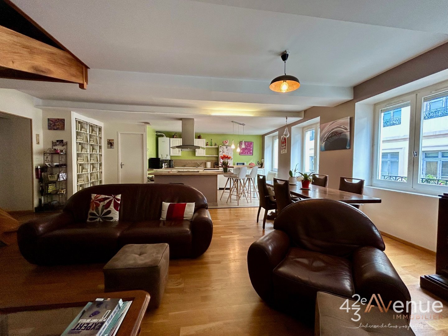 APPARTEMENT T5 A VENDRE - ST ETIENNE Jean Jaurs - 141.48 m2 - 140000€