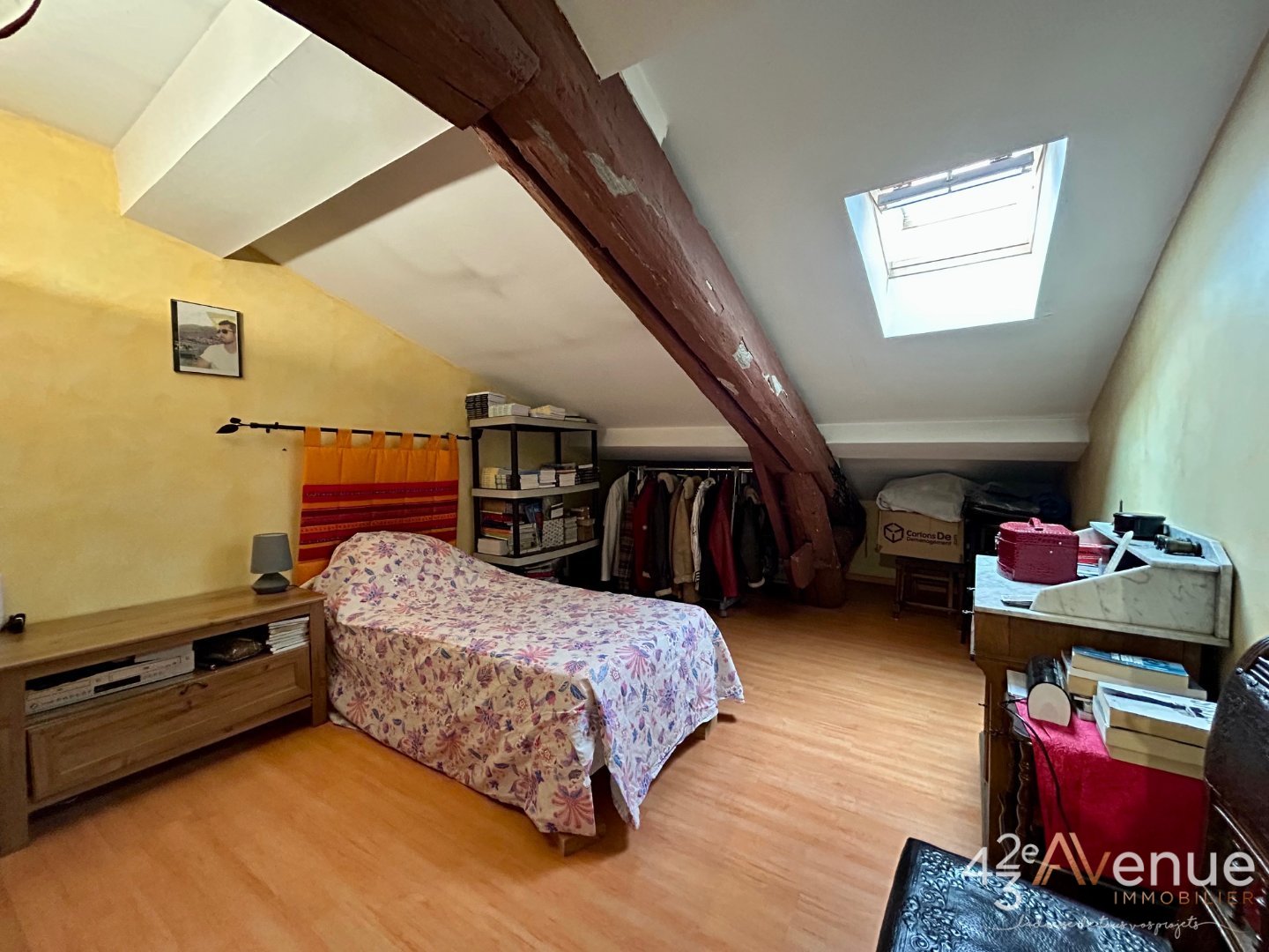 APPARTEMENT T5 A VENDRE - ST ETIENNE Jean Jaurs - 141.48 m2 - 140000€