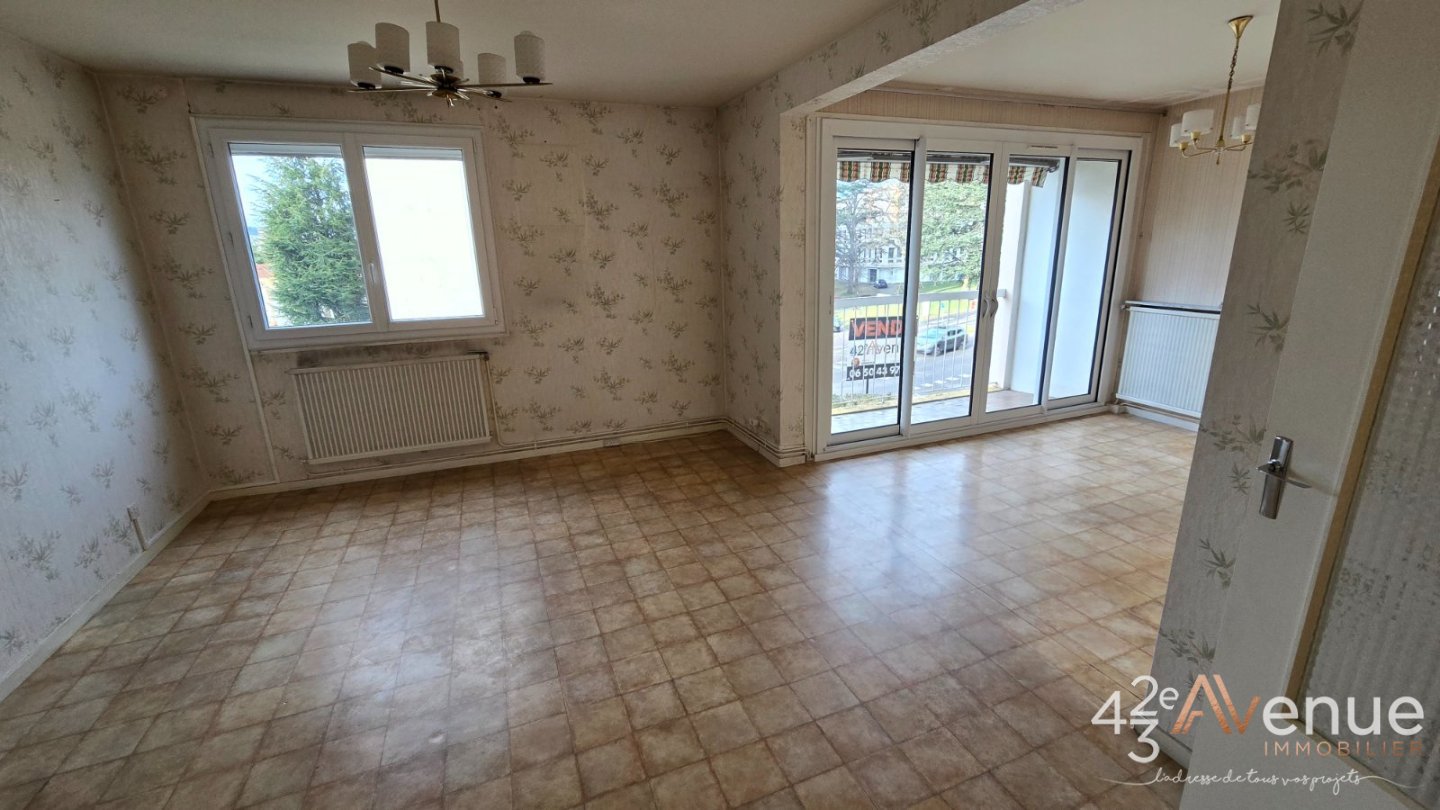 APPARTEMENT T5 A VENDRE - ST ETIENNE LA METARE - 86.17 m2 - 107000€