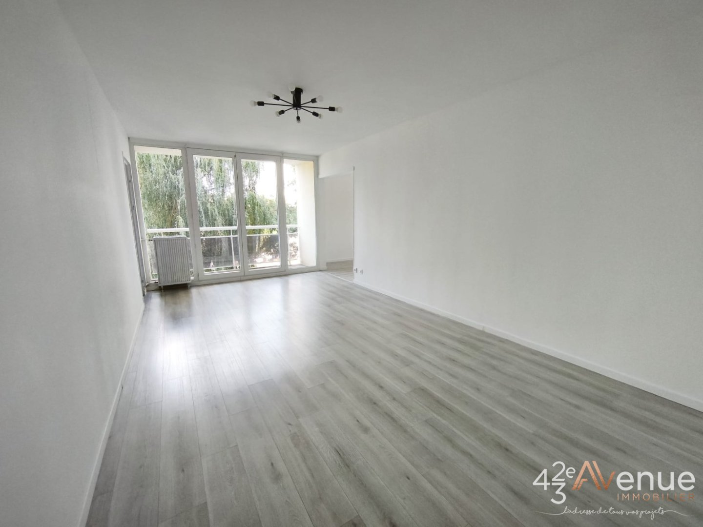 APPARTEMENT T5 A VENDRE - ST ETIENNE LA METARE - 96 m2 - 129 000 &euro;