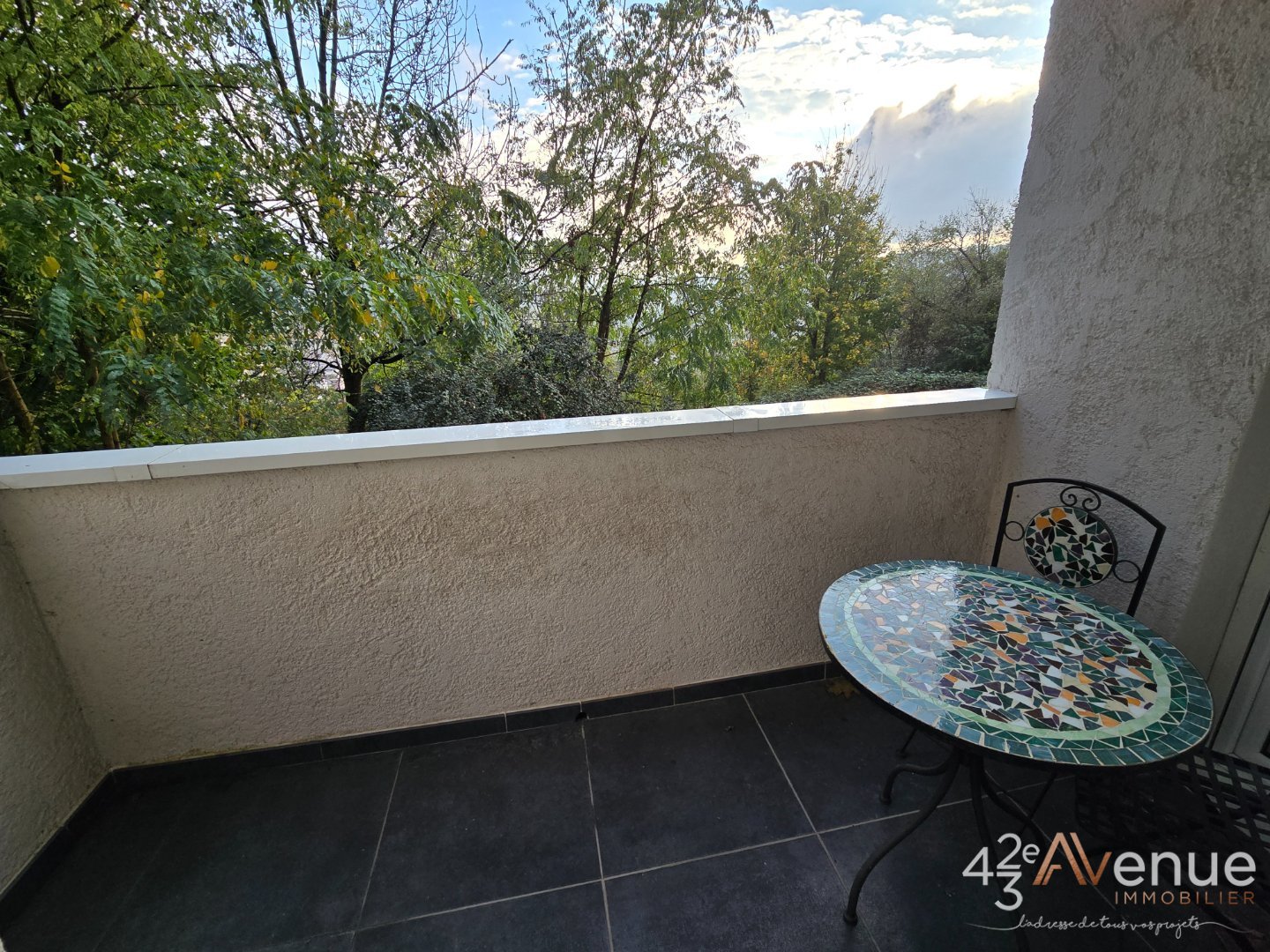 APPARTEMENT T5 - ST ETIENNE MONTAUD - 115.34 m2 - 130 500 €