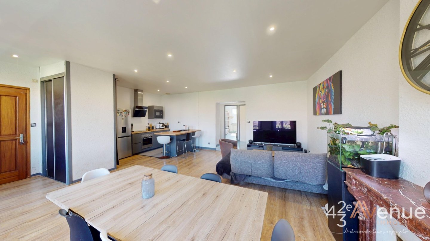 APPARTEMENT T5 A VENDRE - ST GENEST LERPT - 91.08 m2 - 195 000 &euro;