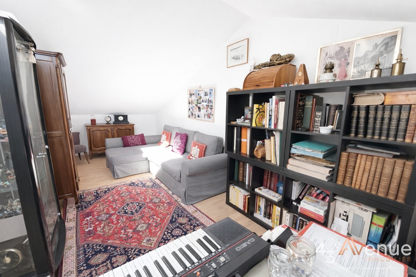 APPARTEMENT T5 A VENDRE - ST PRIEST EN JAREZ - 160.72 m2 - 349 000 &euro;