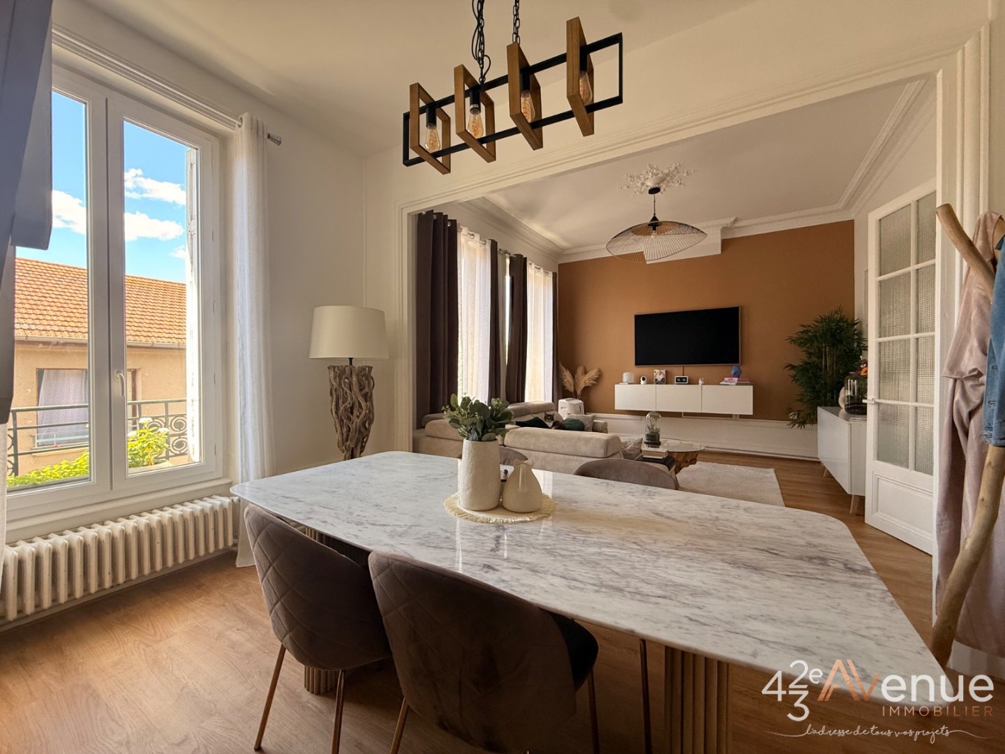 Appartement haussmannien aux beaux volumes A VENDRE - FIRMINY - 119.74 m2 - 175 000 &euro;