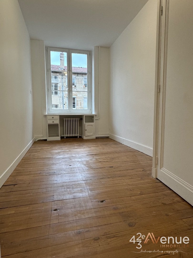APPARTEMENT T6 A VENDRE - ST ETIENNE CENTRE VILLE - 155 m2 - 210000€
