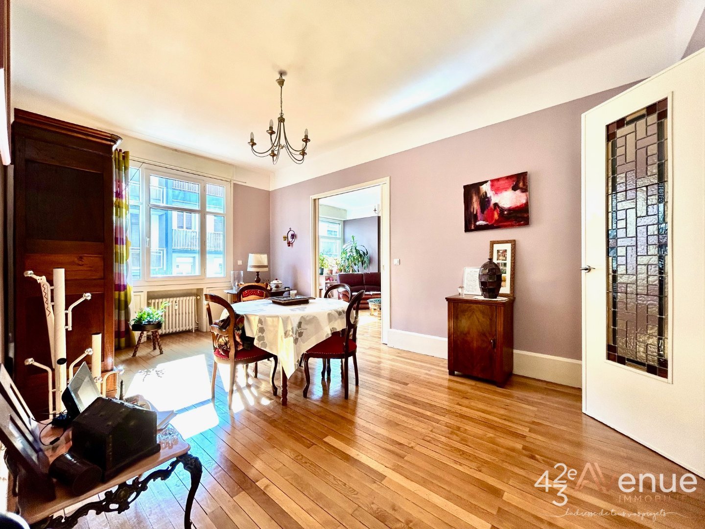 Appartement traversant - 3 chambres - 140 m2 - ST ETIENNE CENTRE VILLE - 140.04 m2 - VENDU