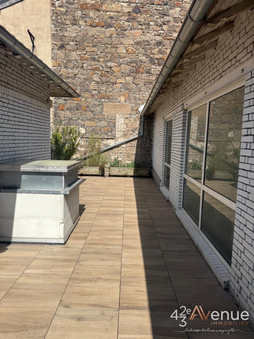 APPARTEMENT T6 A VENDRE - ST ETIENNE CENTRE VILLE - 166.23 m2 - 260000€