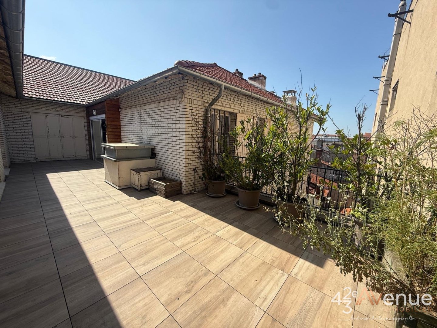 APPARTEMENT T6 A VENDRE - ST ETIENNE CENTRE VILLE - 166.23 m2 - 260000€